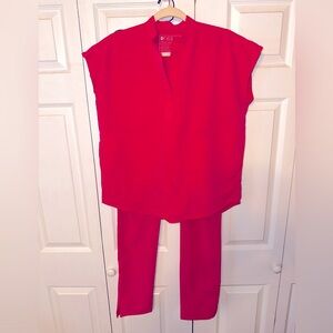 Women's Figs Scrub Set